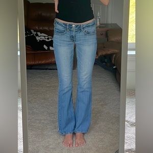 American Eagle Low Rise Jeans